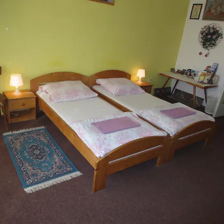 Hostel Florenc 41 *